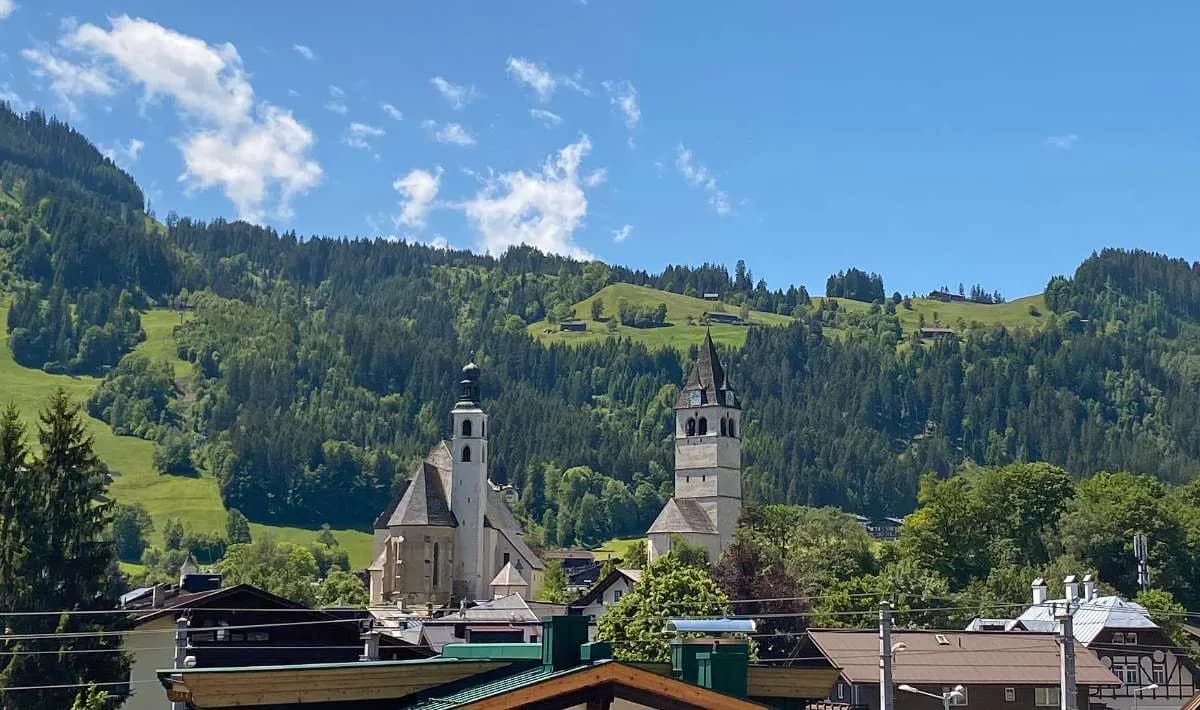 3-Zimmer-Wohnung kaufen in Kitzbühel – 98 m², € 1.470.000 – Bild 1 von 14