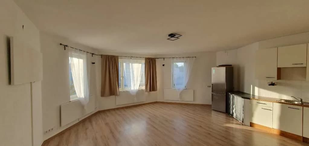 Wohnung mieten in Korneuburg – 81,45 m², € 849
