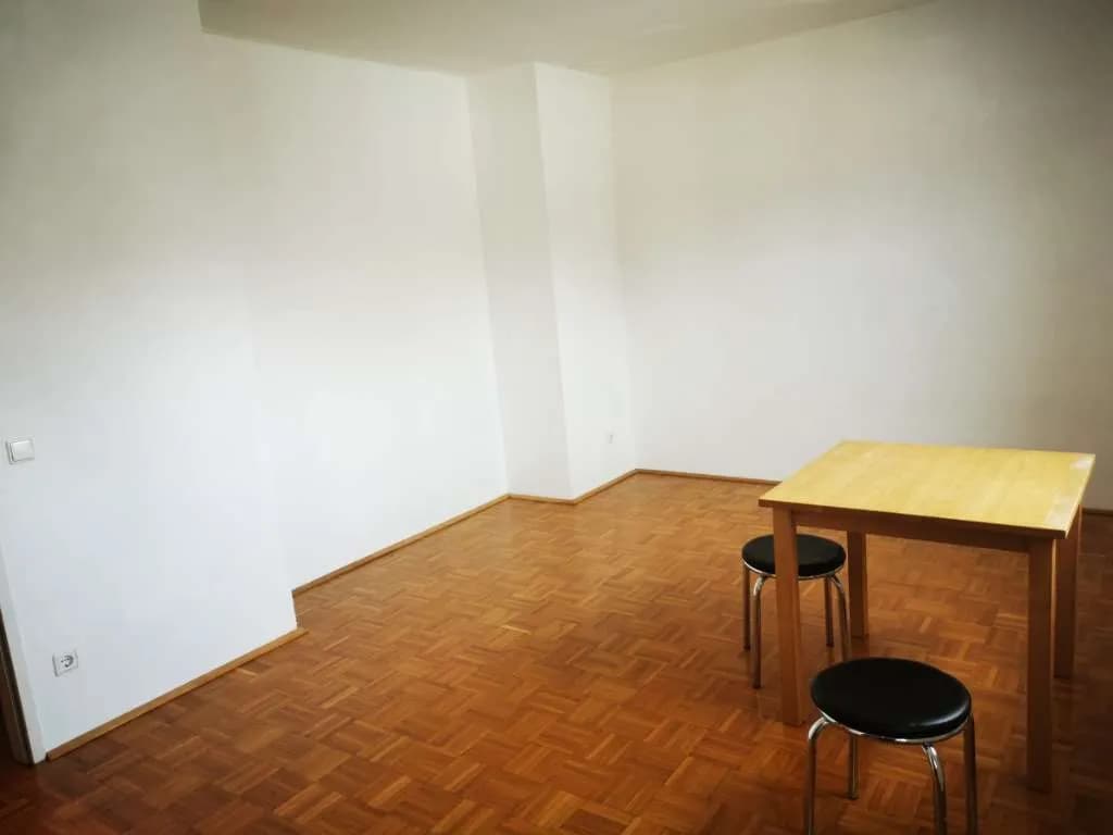 1-Zimmer-Wohnung mieten in Linz – 30 m², € 600 – Bild 13 von 23