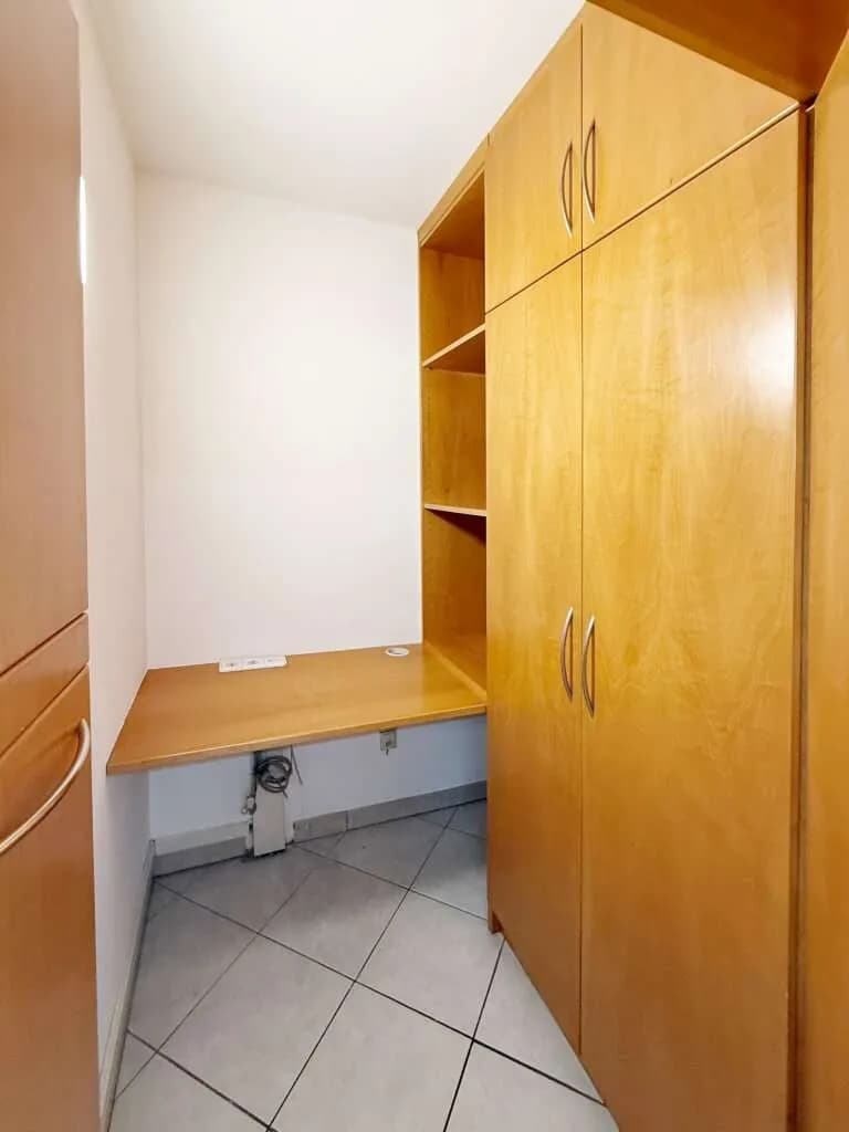 5-Zimmer-Gewerbeimmobilie mieten in Wels – 110 m², € 1.678 – Bild 5 von 16