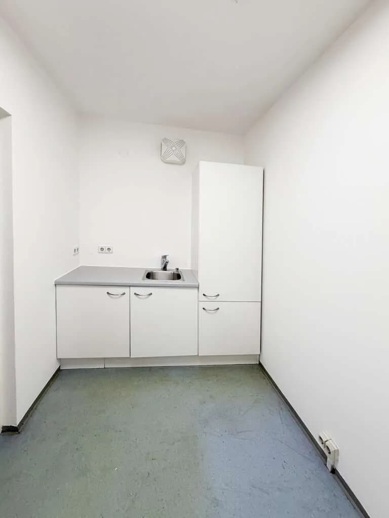 5-Zimmer-Gewerbeimmobilie mieten in Wels – 110 m², € 1.678 – Bild 11 von 16