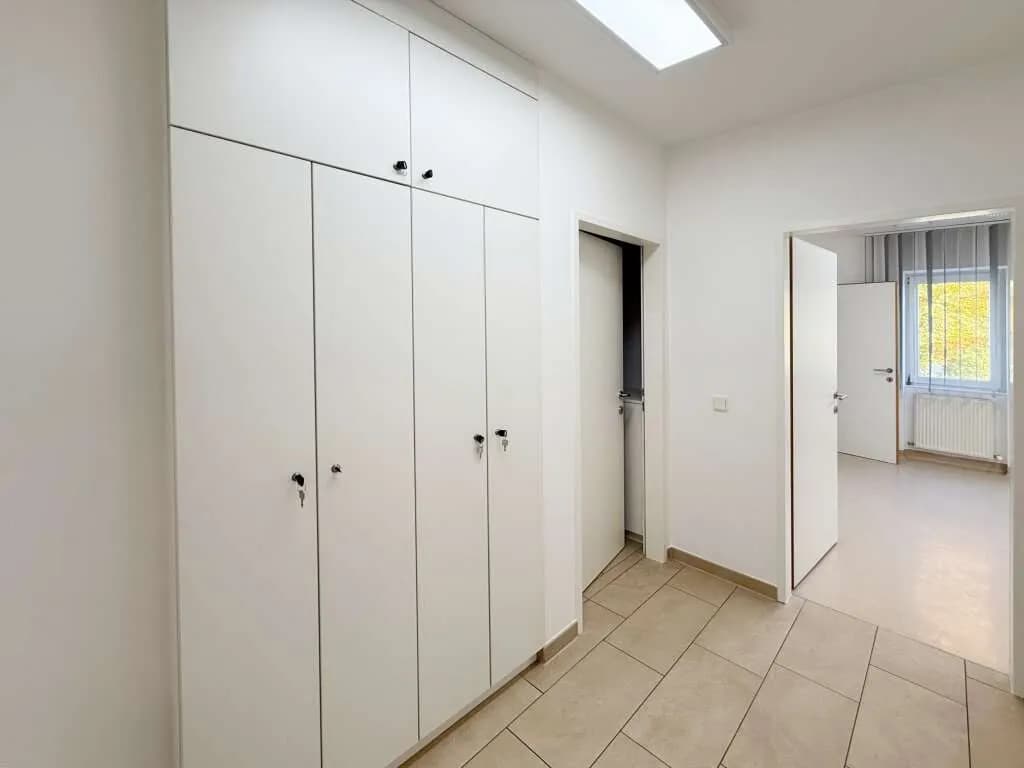 5-Zimmer-Gewerbeimmobilie mieten in Wels – 110 m², € 1.678 – Bild 13 von 16