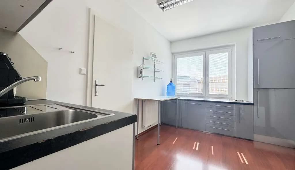 Gewerbeimmobilie mieten in Leibnitz – 145 m², € 2.050 – Bild 2 von 11