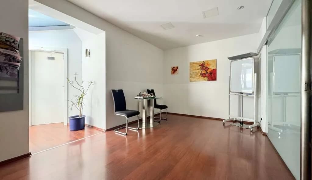 Gewerbeimmobilie mieten in Leibnitz – 145 m², € 2.050 – Bild 11 von 11