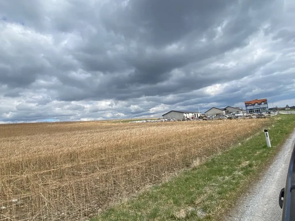 Immobilie kaufen in Krems Land – 7 000 m², € 175.000 – Bild 3 von 9