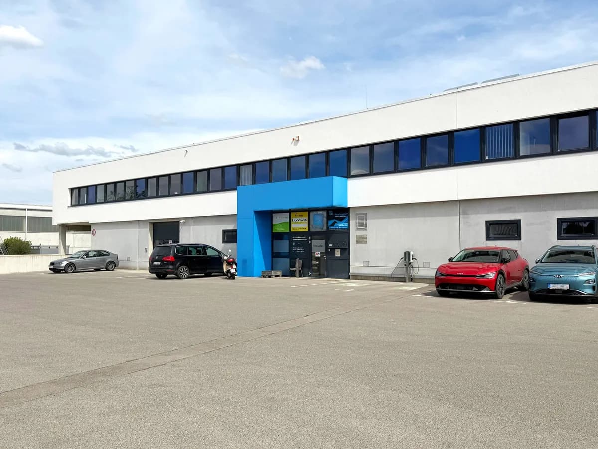 Gewerbeimmobilie mieten in Mistelbach – 5 735 m², € 7
