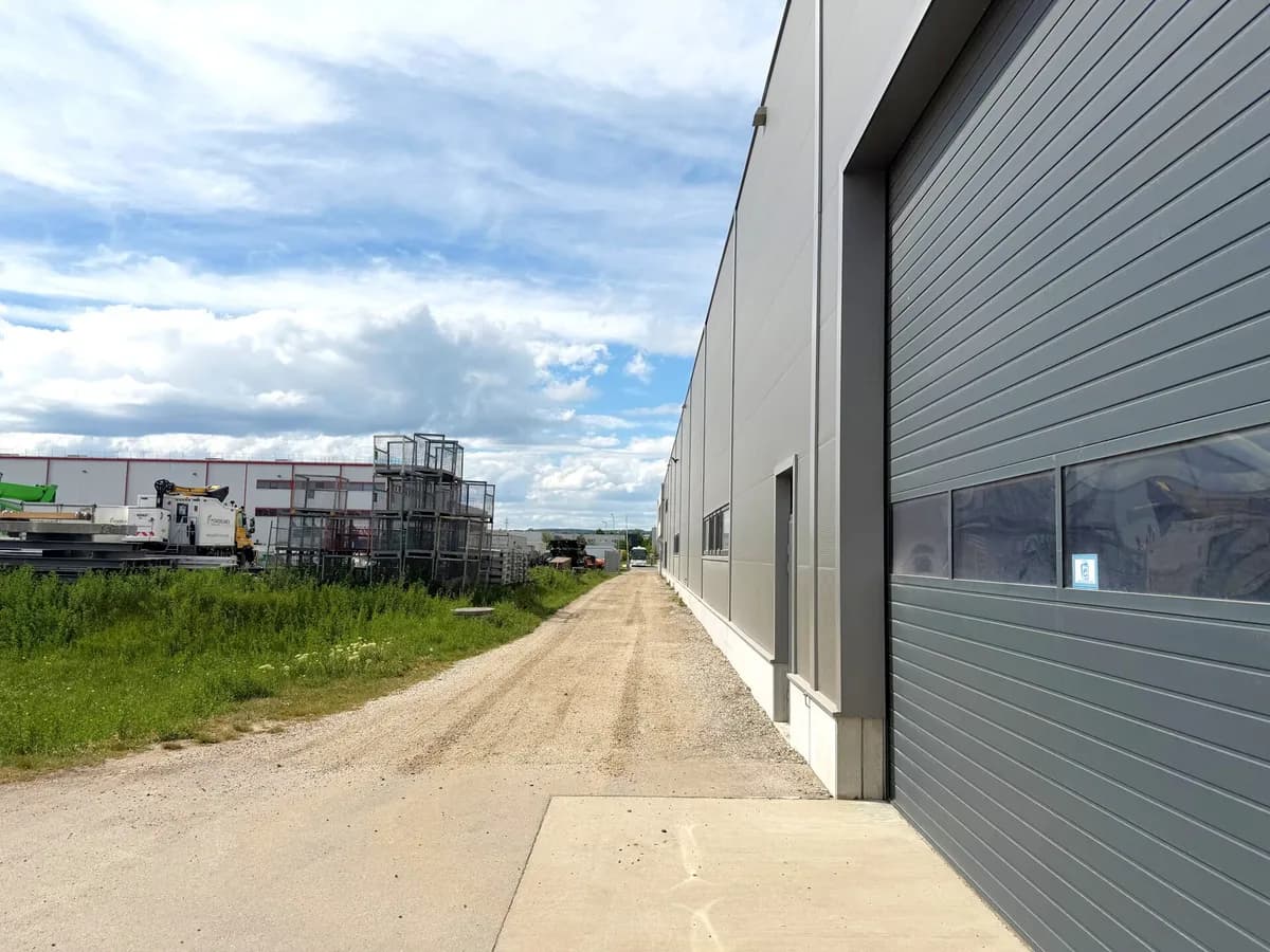 Gewerbeimmobilie mieten in Mistelbach – 5 735 m², € 7 – Bild 6 von 12