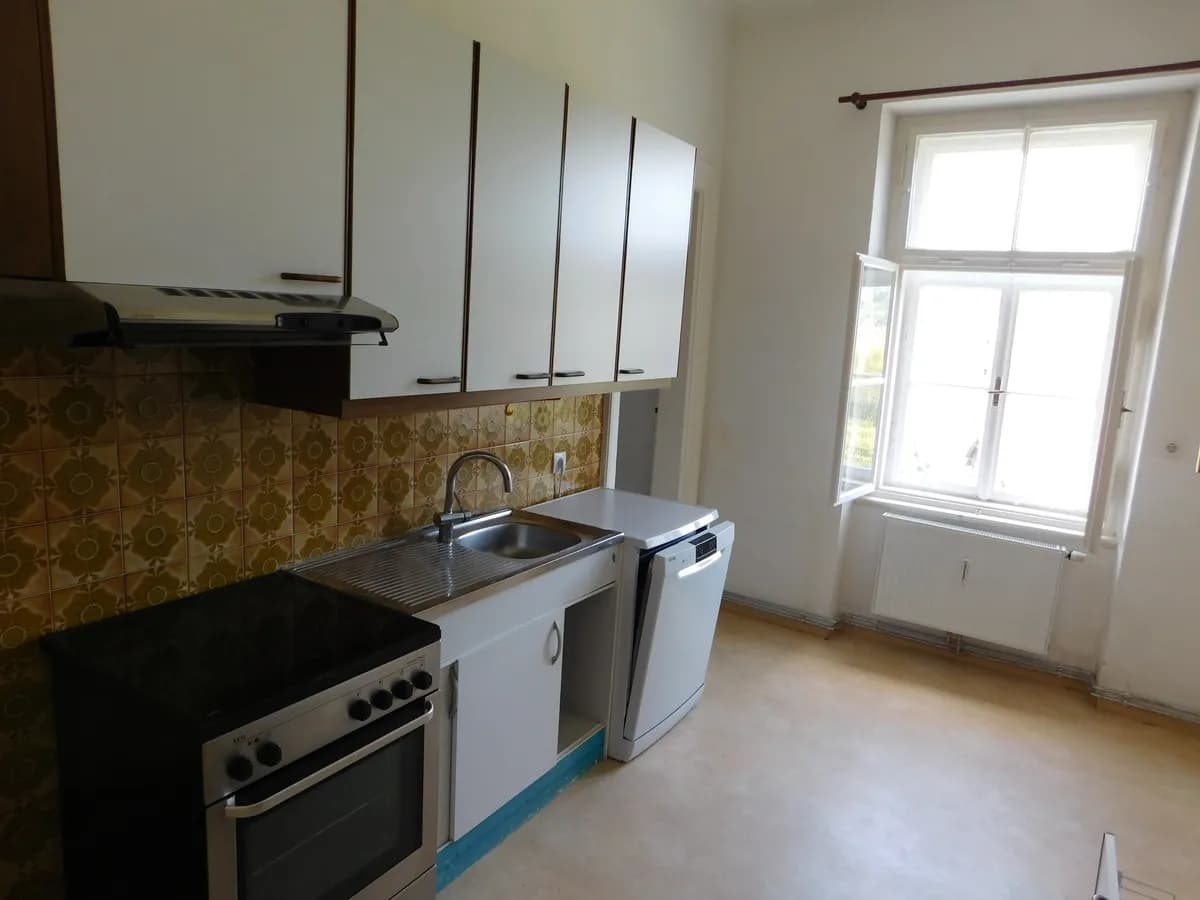 6-Zimmer-Wohnung mieten in Graz – 165 m², € 1.300 – Bild 2 von 15