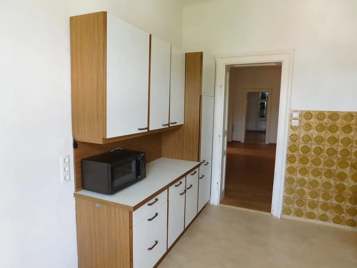 6-Zimmer-Wohnung mieten in Graz – 165 m², € 1.300 – Bild 4 von 15