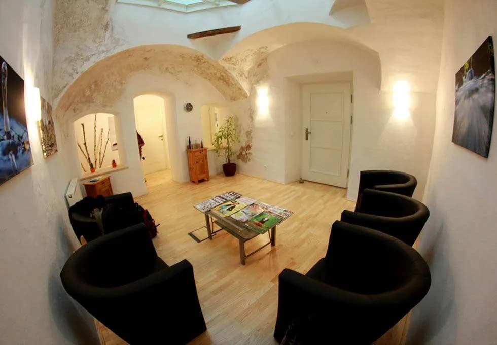 3-Zimmer-Gewerbeimmobilie mieten in Kufstein – 76 m², € 1.003 – Bild 1 von 4