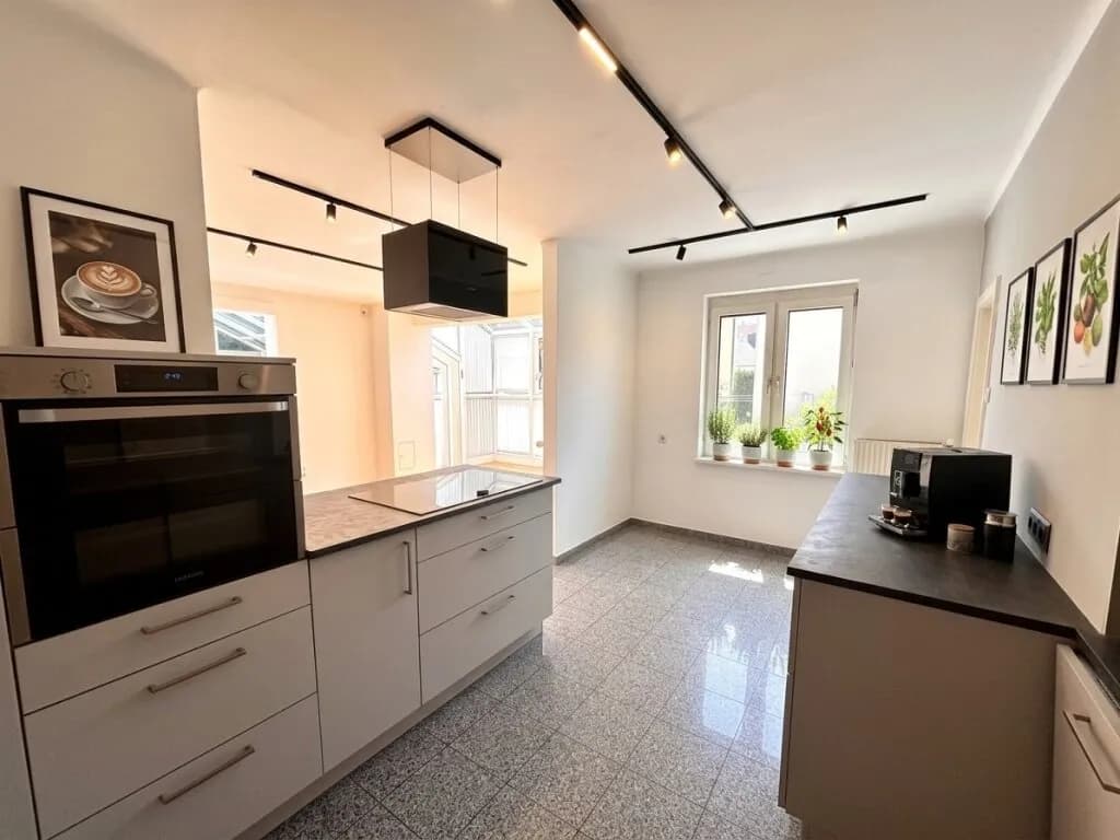 4-Zimmer-Haus kaufen in Wiener Neustadt – 147 m², € 575.000 – Bild 3 von 27