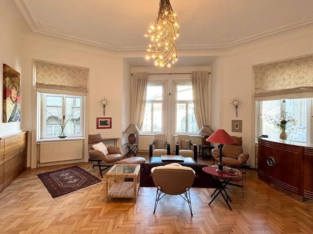 4-Zimmer-Wohnung mieten in Wien – 153 m², € 5.416