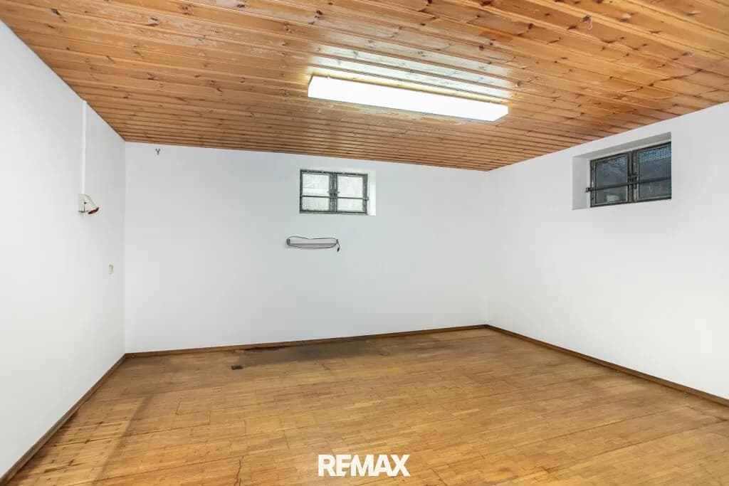 Haus kaufen in Gmunden – 225 m², € 720.000 – Bild 16 von 21