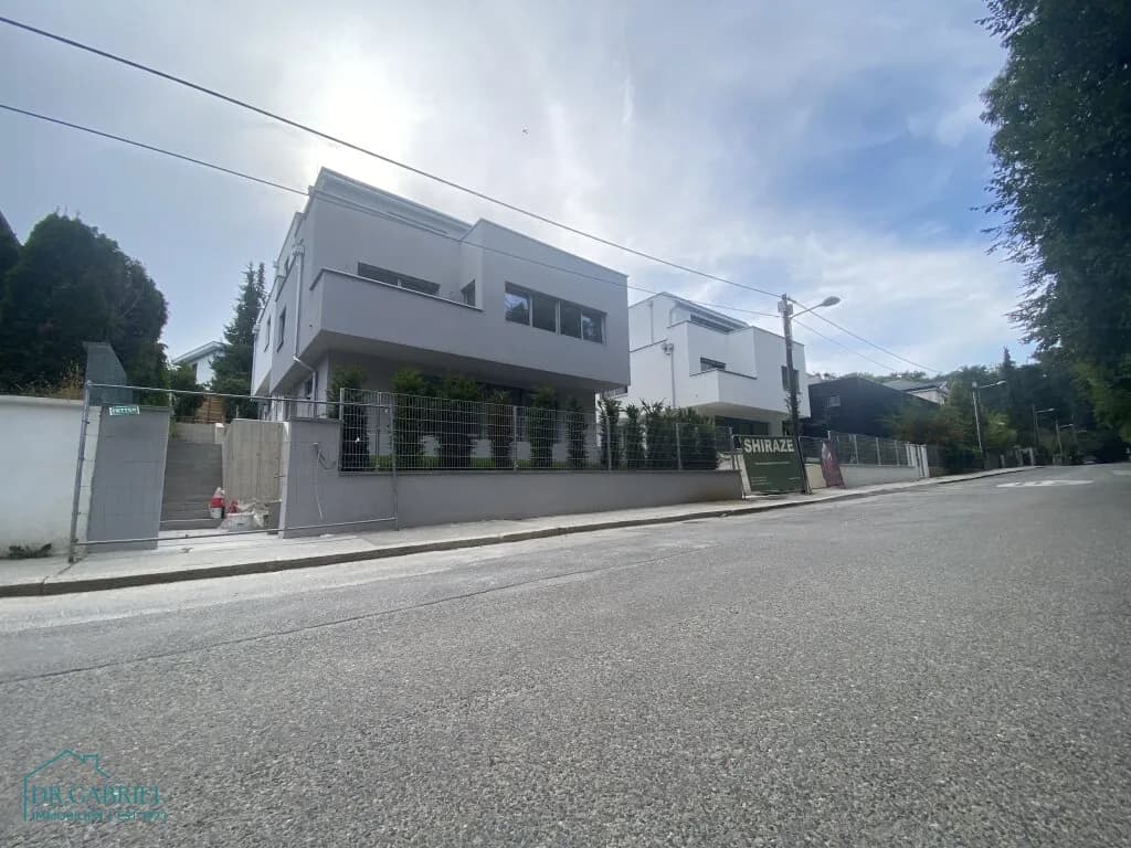 5-Zimmer-Haus mieten in Wien – 147 m², € 4.400 – Bild 4 von 17