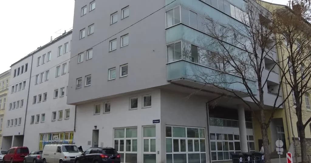 Gewerbeimmobilie mieten in Wien – 193 m², € 2.061