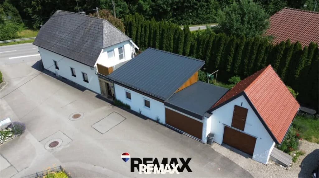 5-Zimmer-Haus kaufen in Vöcklabruck – 145 m², € 329.000 – Bild 2 von 17