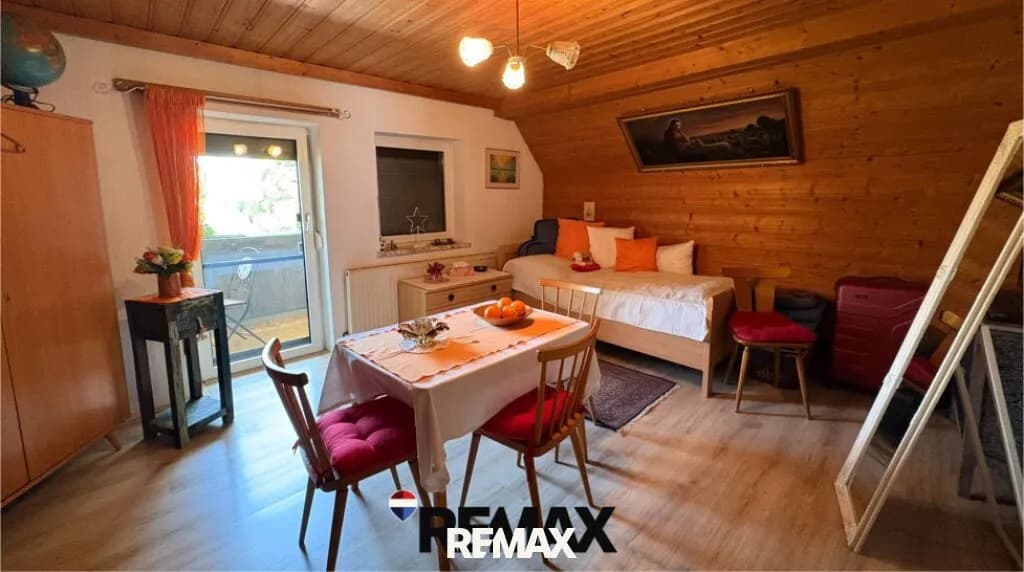 5-Zimmer-Haus kaufen in Vöcklabruck – 145 m², € 329.000 – Bild 9 von 17
