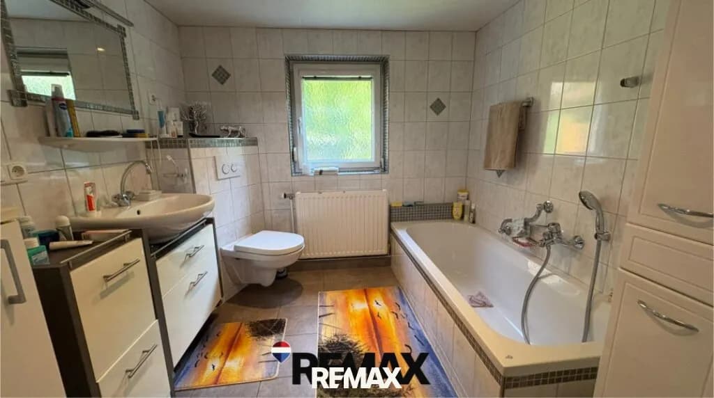 5-Zimmer-Haus kaufen in Vöcklabruck – 145 m², € 329.000 – Bild 11 von 17