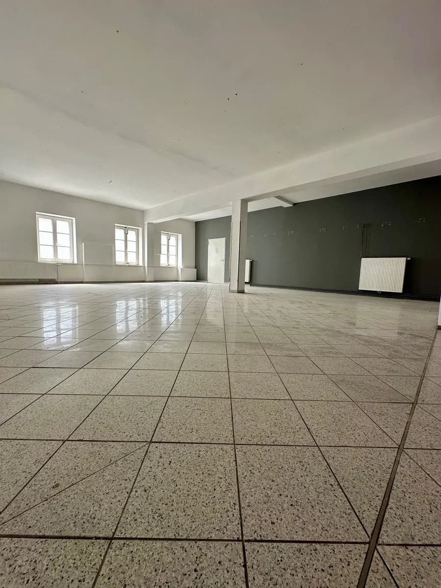 Gewerbeimmobilie mieten in Weiz – 300 m², € 3.100 – Bild 7 von 11