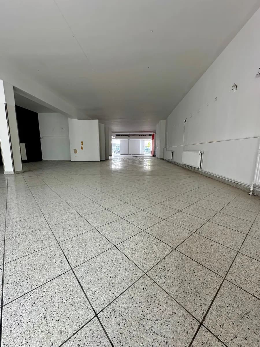 Gewerbeimmobilie mieten in Weiz – 300 m², € 3.100 – Bild 8 von 11