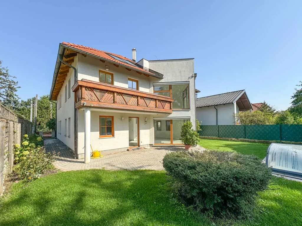 7-Zimmer-Haus kaufen in Korneuburg – 301,01 m², € 1.549.000 – Bild 2 von 21