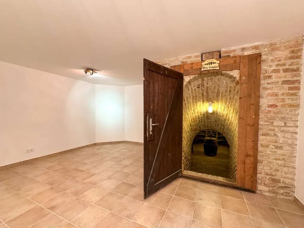 7-Zimmer-Haus kaufen in Korneuburg – 301,01 m², € 1.549.000 – Bild 12 von 21