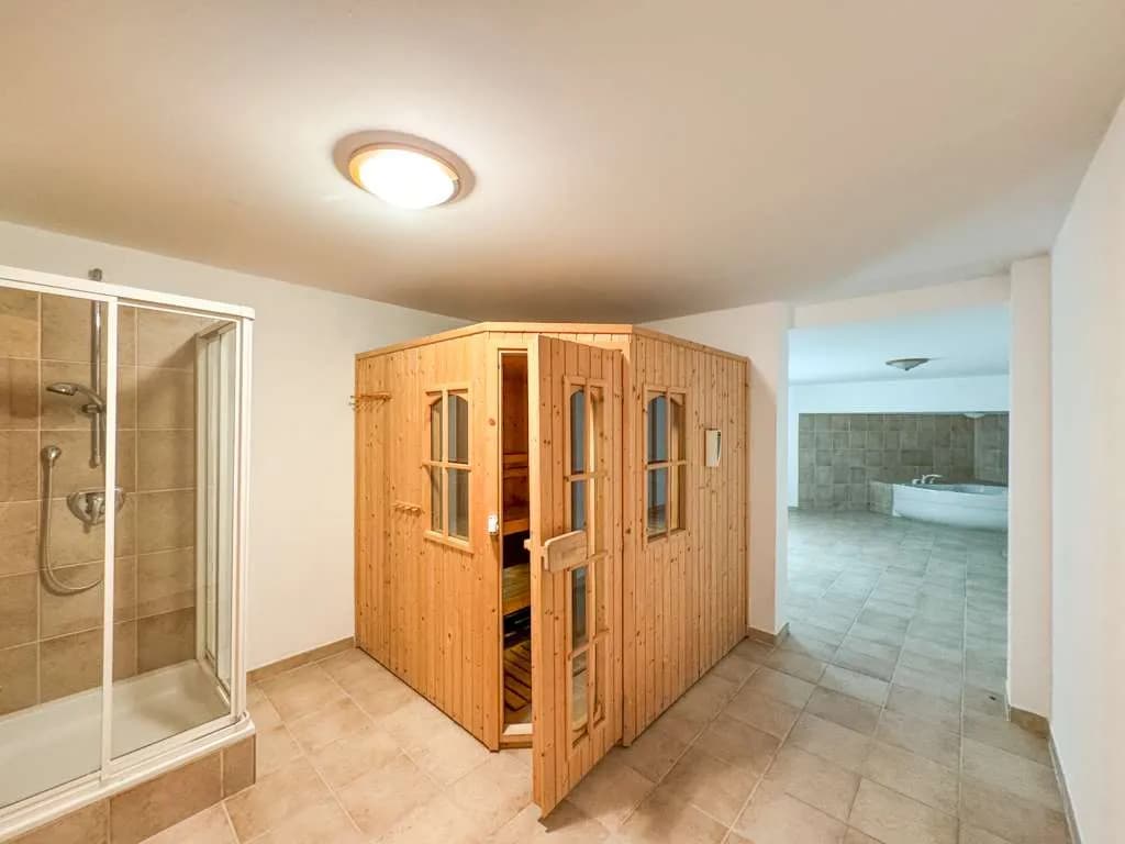 7-Zimmer-Haus kaufen in Korneuburg – 301,01 m², € 1.549.000 – Bild 17 von 21