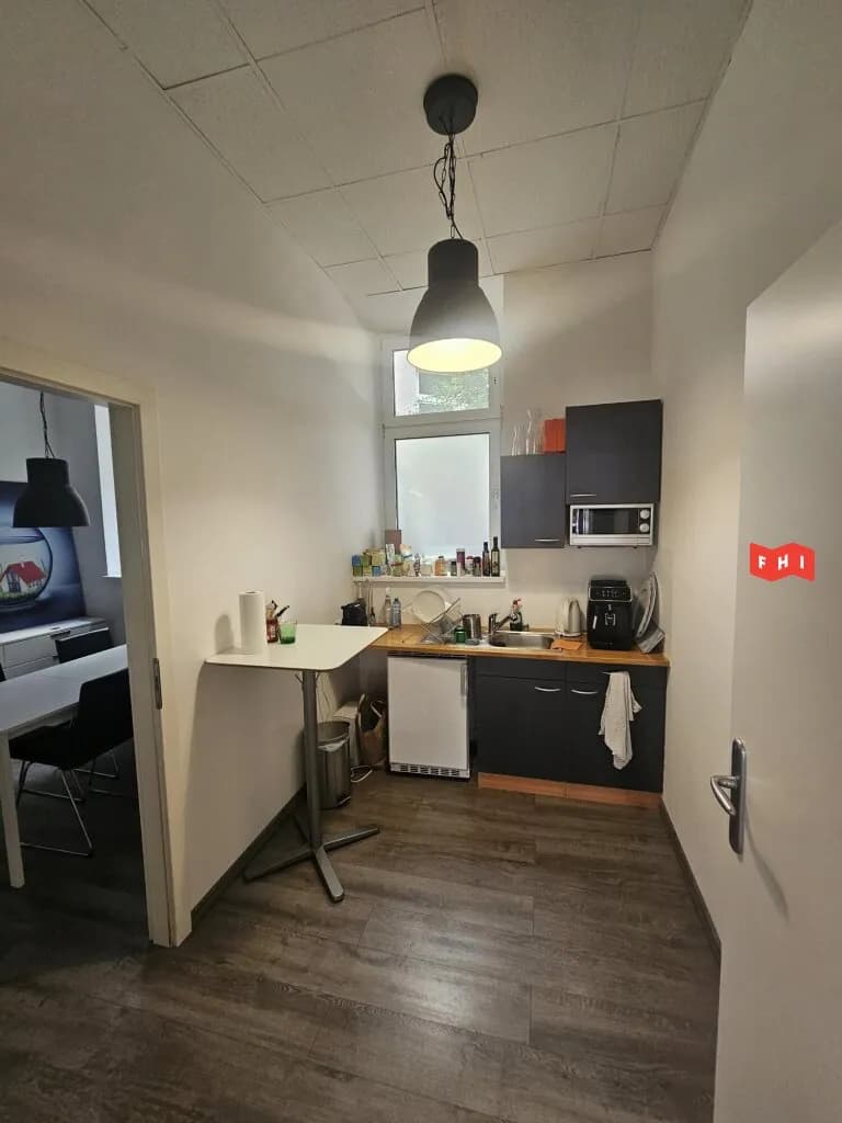 Gewerbeimmobilie mieten in Wien – 94 m², € 3.200 – Bild 10 von 12