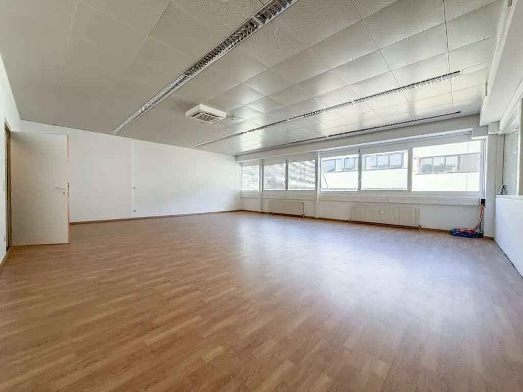 Gewerbeimmobilie mieten in Salzburg-Umgebung – 197 m², € 1.892 – Bild 2 von 8