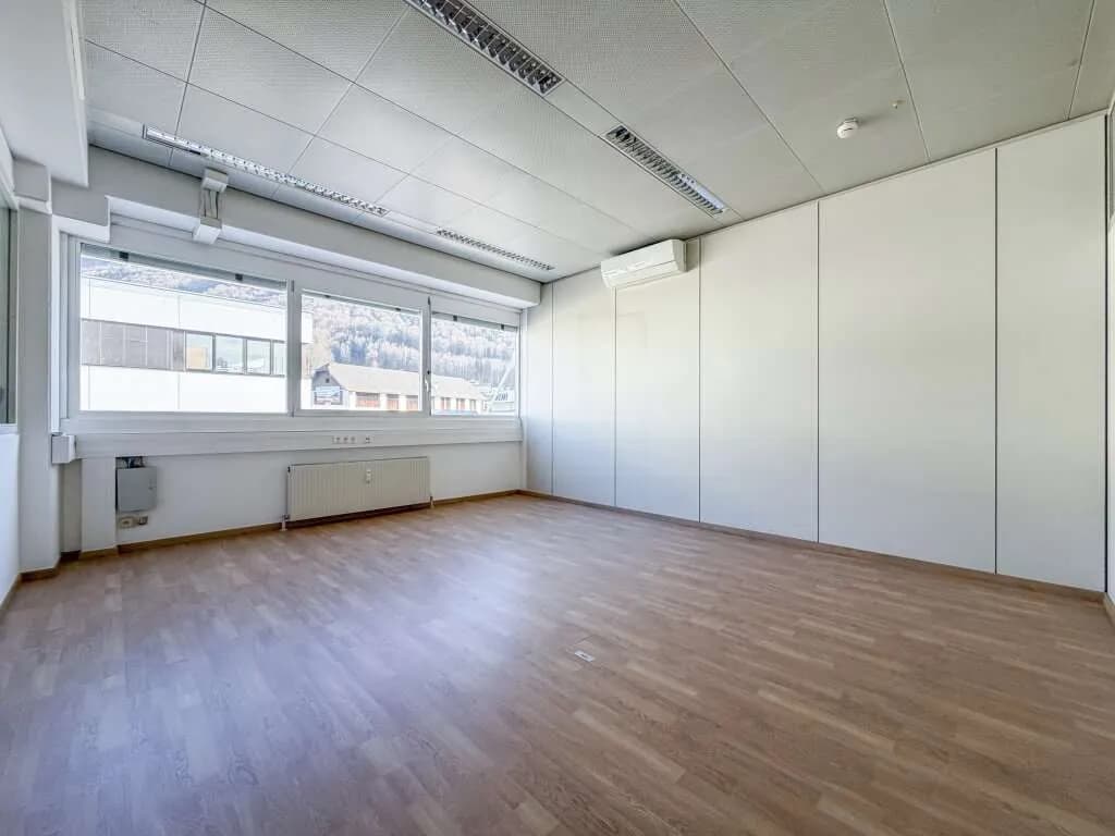 Gewerbeimmobilie mieten in Salzburg-Umgebung – 197 m², € 1.892 – Bild 3 von 8