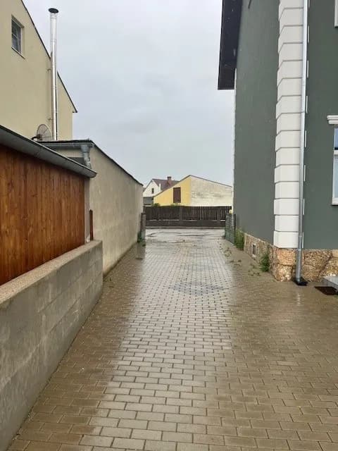 2-Zimmer-Wohnung kaufen in Neunkirchen – 67 m², € 140.000 – Bild 6 von 31