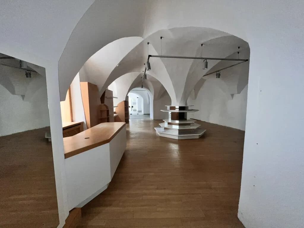 Gewerbeimmobilie mieten in Murtal – 294 m², € 2.537 – Bild 2 von 7