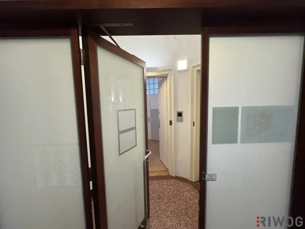 7-Zimmer-Wohnung mieten in Wien – 270,53 m², € 4.897 – Bild 2 von 18