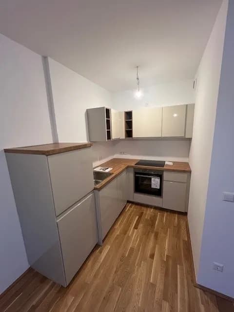 1-Zimmer-Wohnung mieten in Feldkirchen – 39 m², € 700 – Bild 3 von 10
