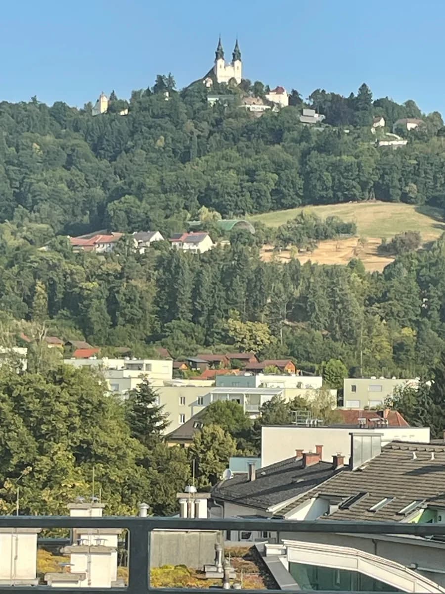 2-Zimmer-Wohnung mieten in Linz – 62 m², € 1.290