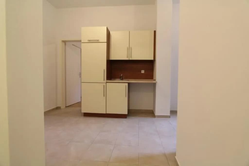 3-Zimmer-Wohnung mieten in Wien – 65 m², € 875 – Bild 2 von 9