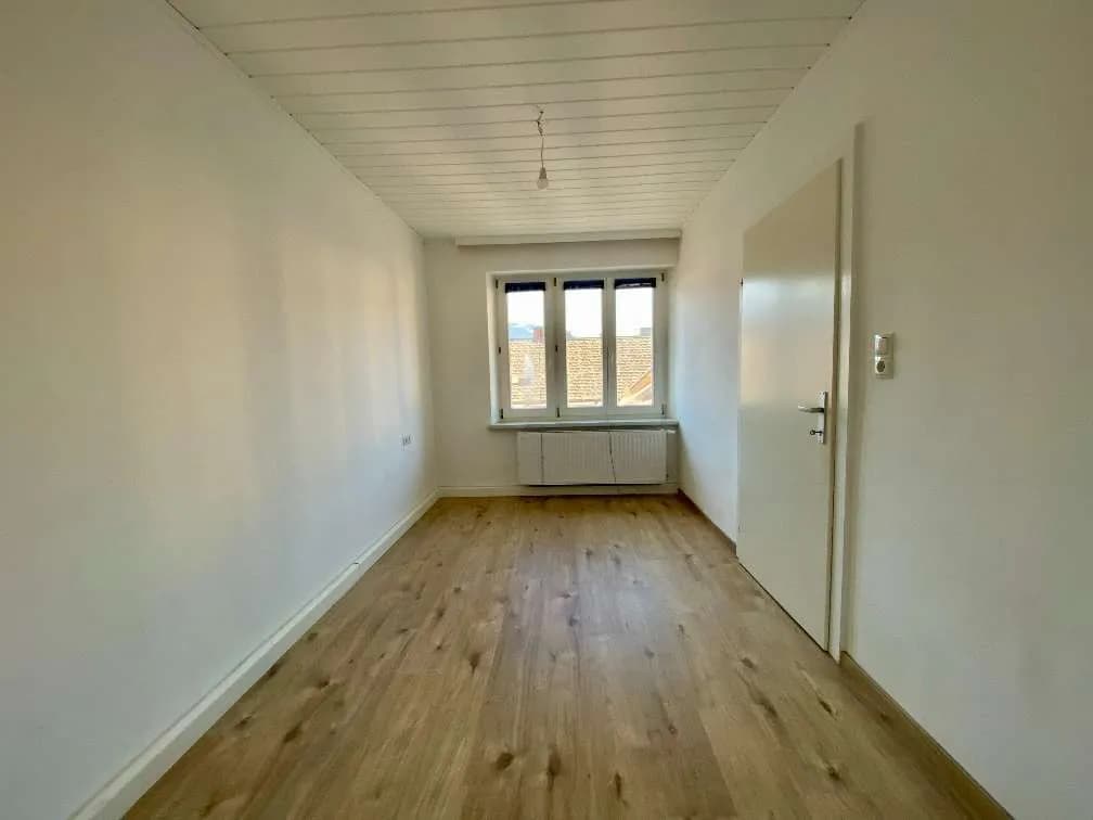4-Zimmer-Wohnung mieten in Bruck-Mürzzuschlag – 83 m², € 698 – Bild 4 von 5
