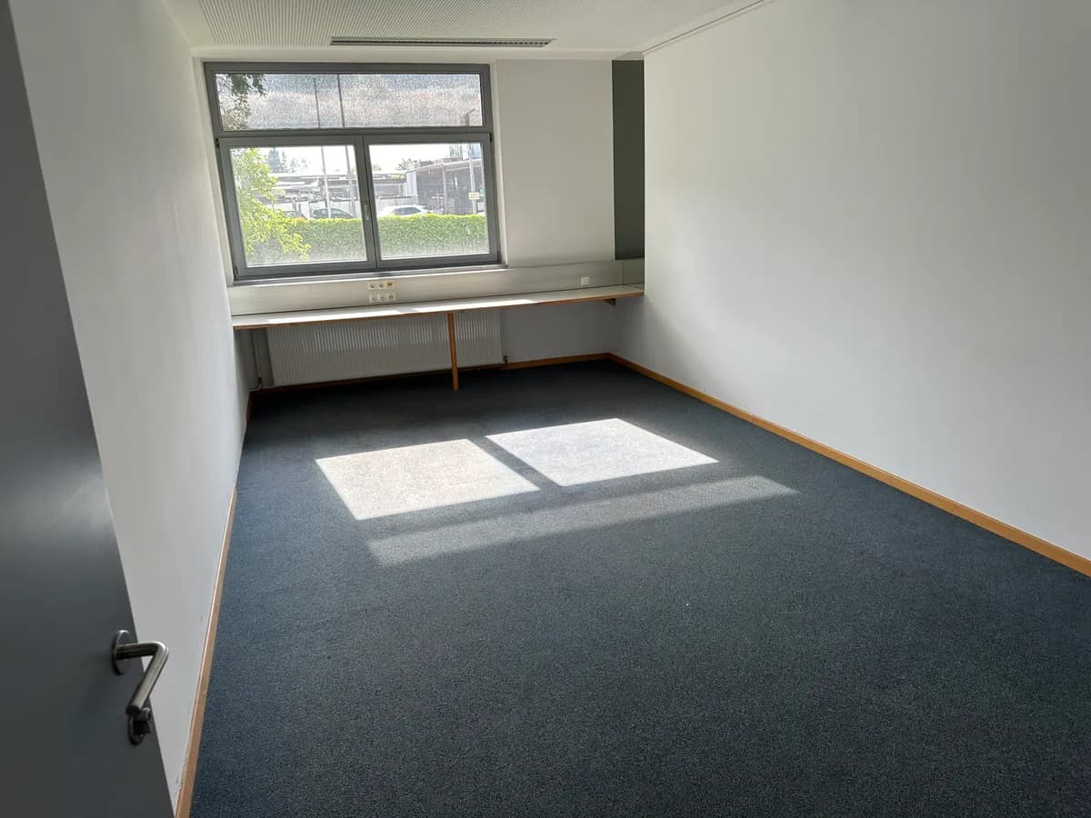 Gewerbeimmobilie mieten in Dornbirn – 950 m² – Bild 2 von 11