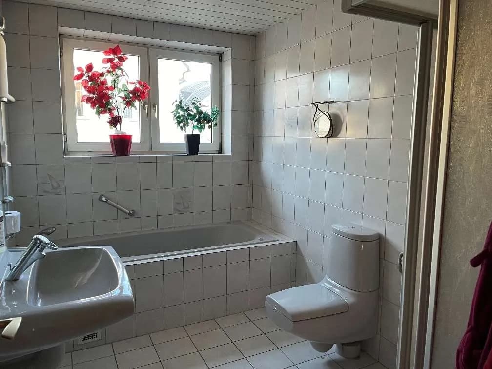 Haus kaufen in Braunau am Inn – 230 m², € 276.000 – Bild 6 von 9
