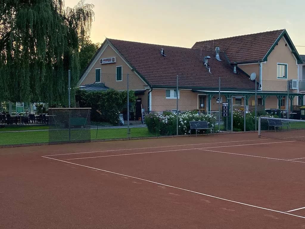 Gewerbeimmobilie mieten in Hartberg-Fürstenfeld – 250 m², € 950
