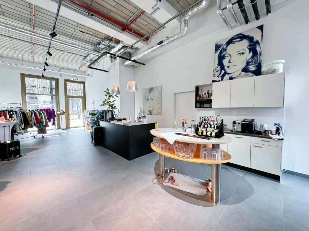 Gewerbeimmobilie mieten in Wien – 280 m², € 5.807