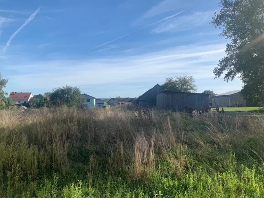 Grundstück kaufen in Korneuburg – 880 m², € 475.000 – Bild 1 von 7