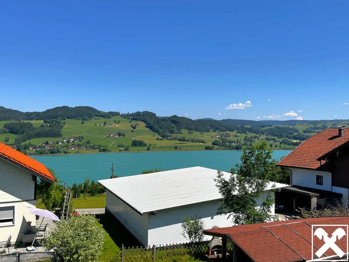 5-Zimmer-Haus kaufen in Vöcklabruck – 166 m², € 645.000 – Bild 2 von 20