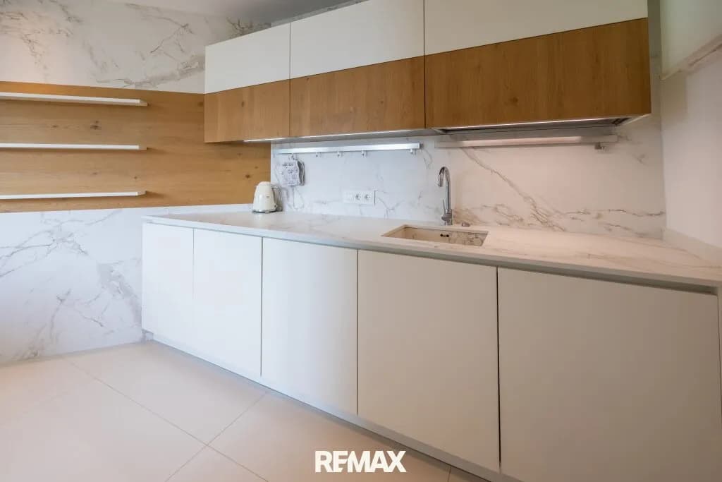 4-Zimmer-Immobilie kaufen in Klagenfurt Land – 177 m², € 2.200.000 – Bild 5 von 11