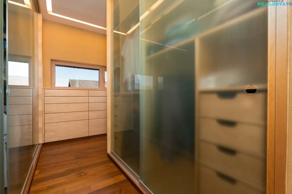 5-Zimmer-Haus kaufen in Mistelbach – 220 m², € 995.000 – Bild 34 von 47