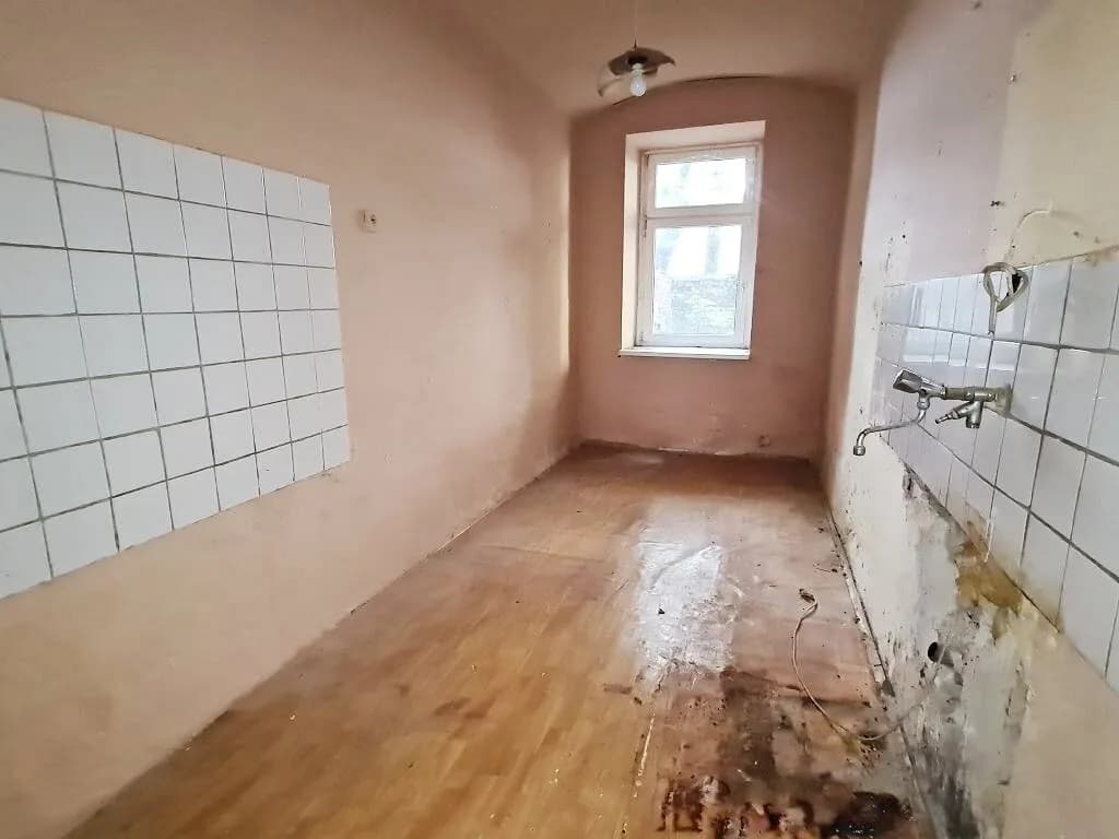 4-Zimmer-Gewerbeimmobilie mieten in Wien – 32 m², € 240 – Bild 2 von 13