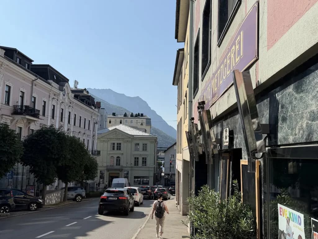 Gewerbeimmobilie kaufen in Gmunden – 456 m², € 899.000