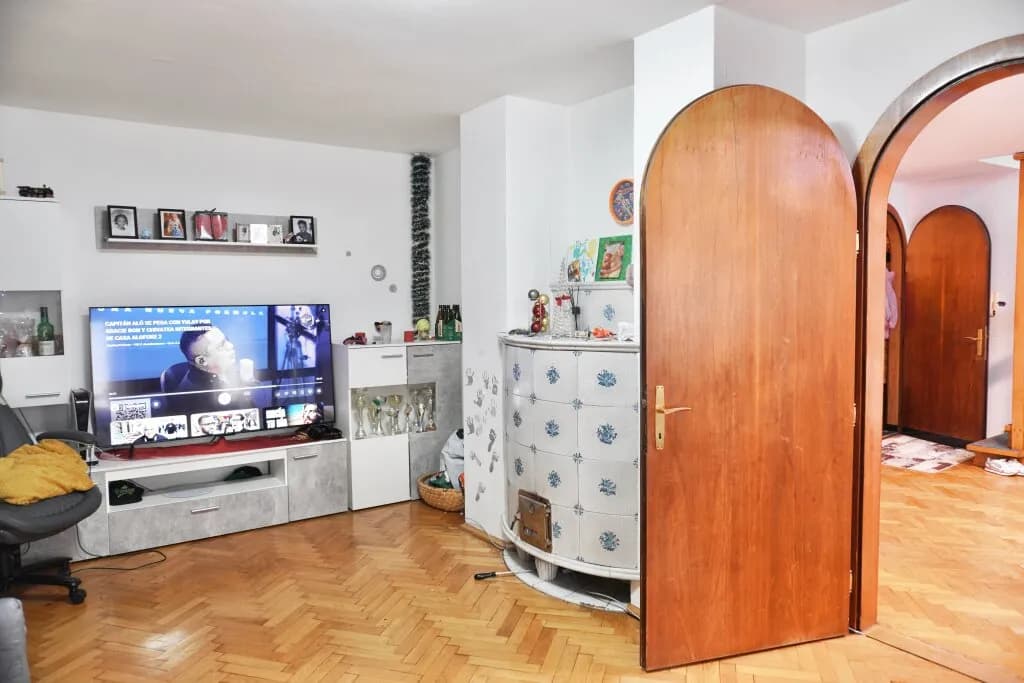 Gewerbeimmobilie kaufen in Gmunden – 456 m², € 899.000 – Bild 14 von 27