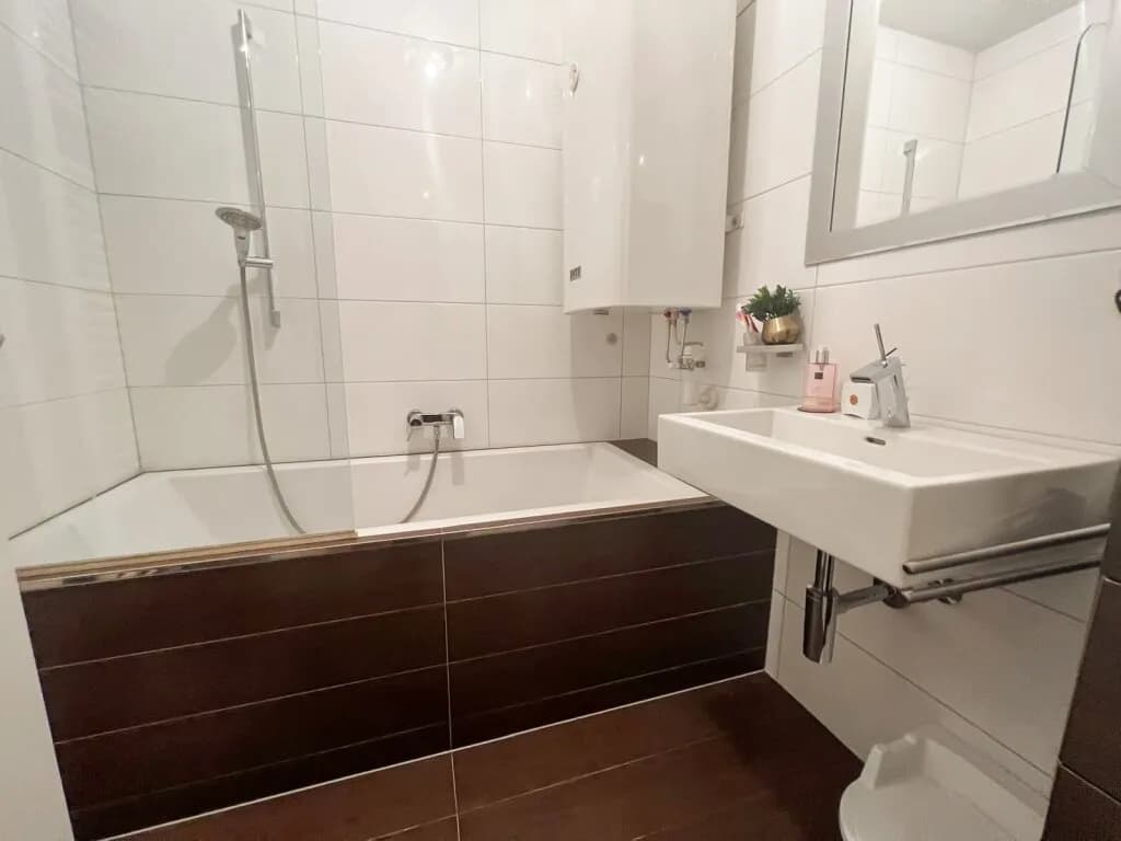 3-Zimmer-Wohnung kaufen in Wels – 97,9 m², € 219.000 – Bild 7 von 9