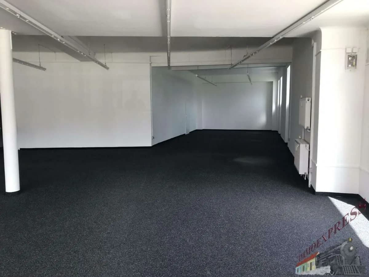 3-Zimmer-Gewerbeimmobilie mieten in Gänserndorf – 343 m², € 3.990 – Bild 14 von 14